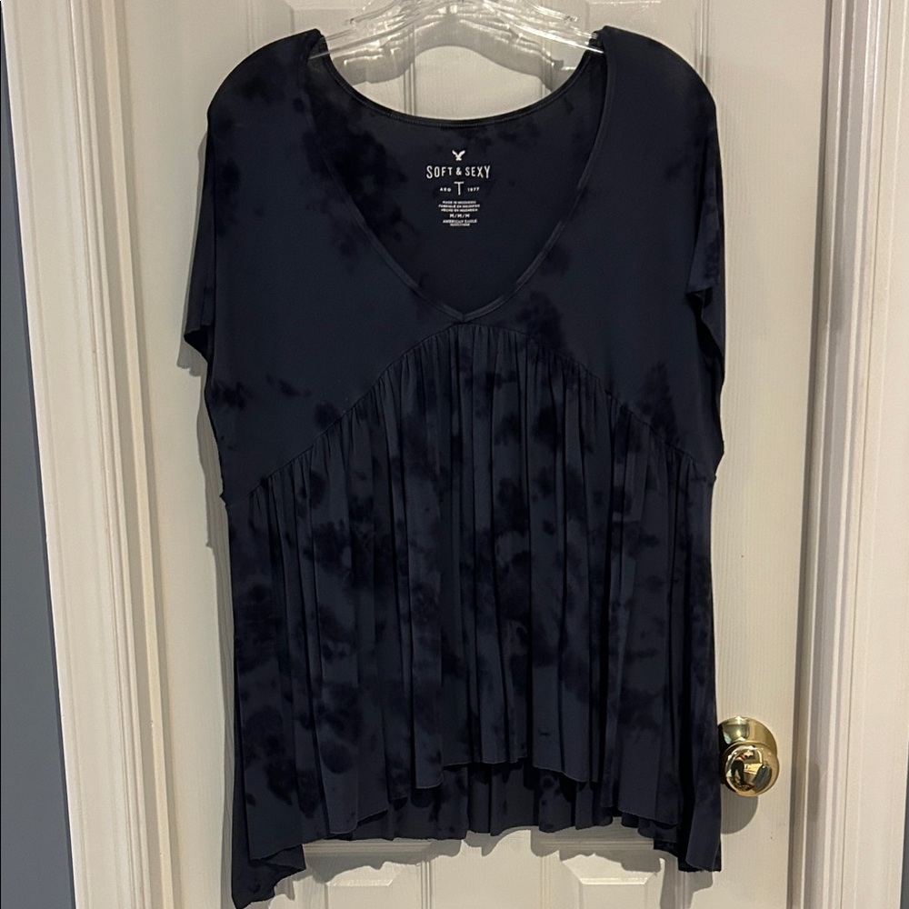 ⚜️ Soft & Sexy Navy Pleated Short Sleeve Top